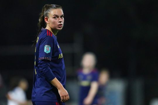 🎥 | Ajax Vrouwen blijven foutloos na dikke overwinning op VV Alkmaar
