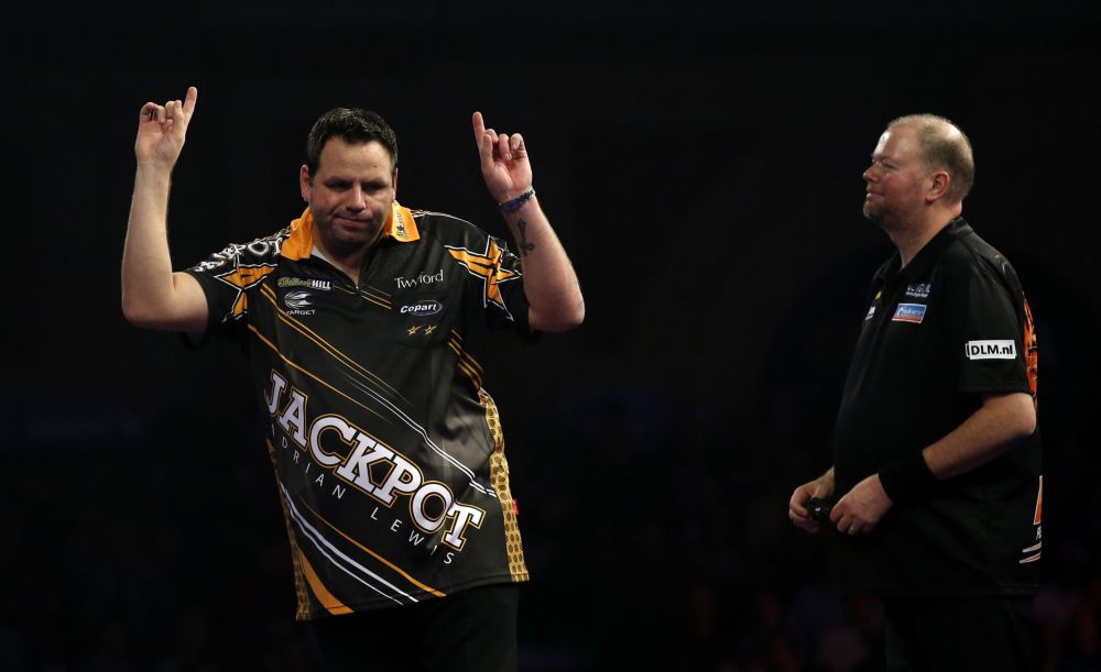 Adrian Lewis gooit 9-darter tegen Barney in Premier League (video)