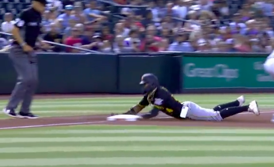 🎥 | Pirates-speler Castro raakt mobiele telefoon kwijt TIJDENS MLB-duel