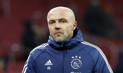 🎵 | Ajax-podcasters Kale & Kokkie over Edwin van der Sar: 'Jij bent de volgende, vriend'