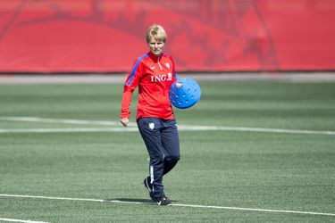 Wiegman nieuwe bondscoach Oranje Vrouwen, Foppe assistent