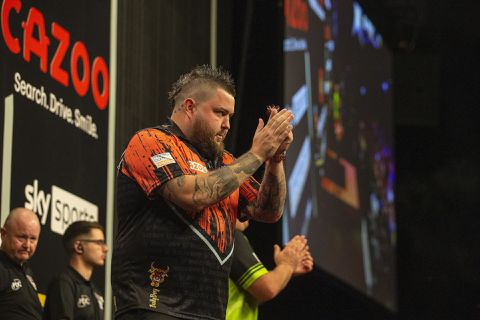 Michael Smith gooit recordaantal 180's bij Euro Tour in Zwolle