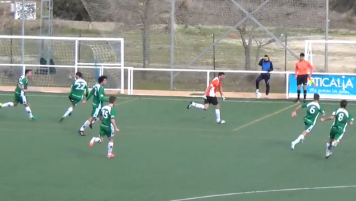 Keeper matchwinner na onwaarschijnlijk doelpunt (video)