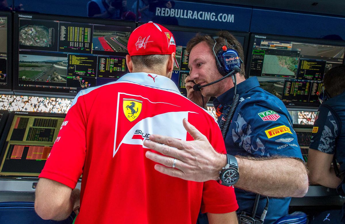 Horner probeert Vettel een straf aan te naaien