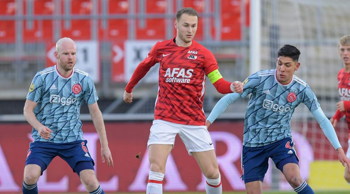 Dit zijn de opstellingen van Ajax en AZ voor de topper