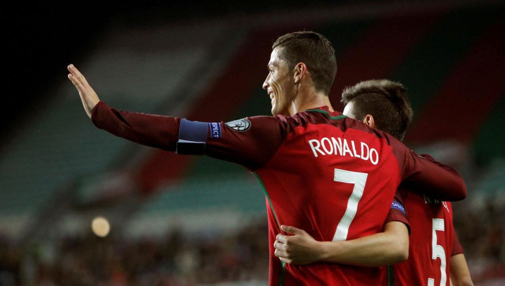 Ronaldo eerder dan Messi in top 10 internationale doelpuntenmakers