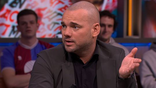 🎥 | Wesley Sneijder onthult het geheim van PSV: 'Die 2 maken het verschil'