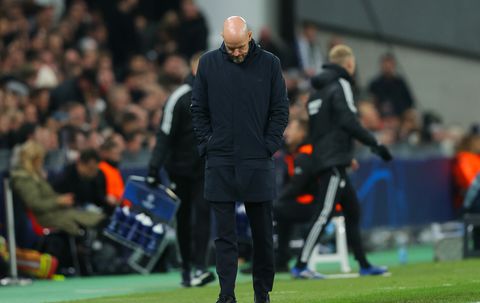 Krankzinnige pot in Kopenhagen: Manchester United diep in de problemen na spectaculaire nederlaag