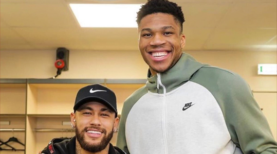 📸 | Al-Hilal heeft shirtje al klaar hangen voor Giannis Antetokounmpo: 'Welkom bij de familie'