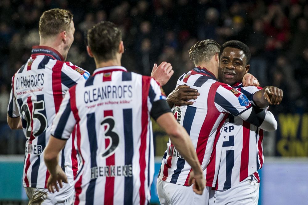 Willem II na uitputtingsslag en penalty's laatste halve finalist beker (video's)