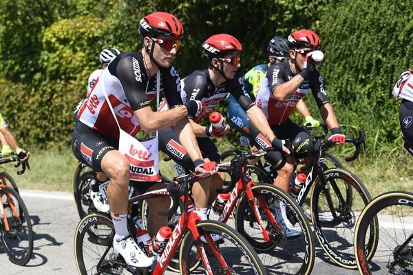 Lotto Soudal stuurt 2 dagen voor de start van de Tour 2 stafleden naar huis vanwege corona