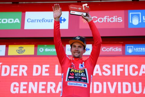 Primoz Roglic terug in vertrouwde rode trui: 'Dit is nog maar het begin'