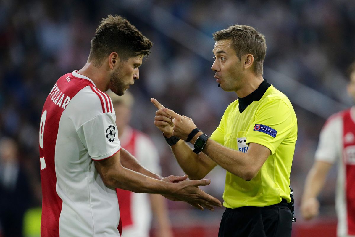 Ajax krijgt Franse scheidsrechter, die dit jaar de Amsterdammers al 2 keer eerder floot