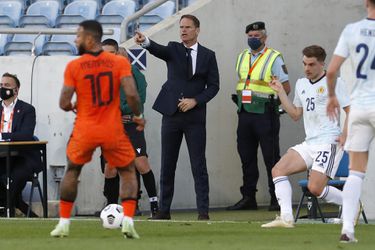 Frank de Boer lacht kritiek op systeem weg: 'Ik denk dat we hier heel goed mee kunnen spelen'
