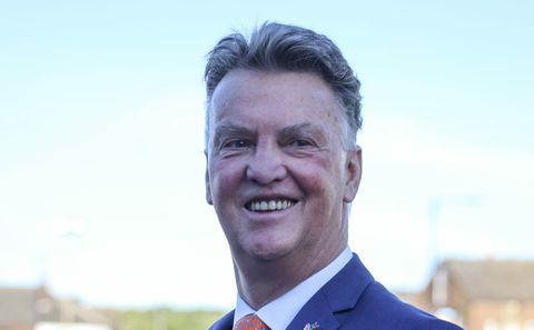 Louis van Gaal meteen op oorlogspad tegen NOS-interviewer: 'Wat zit ik hier te doen?'