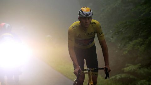 Mathieu van der Poel stapt uit de Tour de France