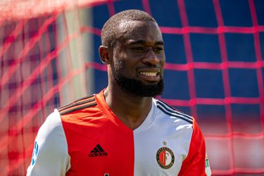 Feyenoord kapt contractonderhandeling met Lutsharel Geertruida af