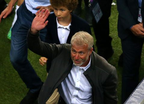 Eindelijk duidelijkheid bij Chelsea: Russische eigenaar Abramovich gaat Londense club verkopen