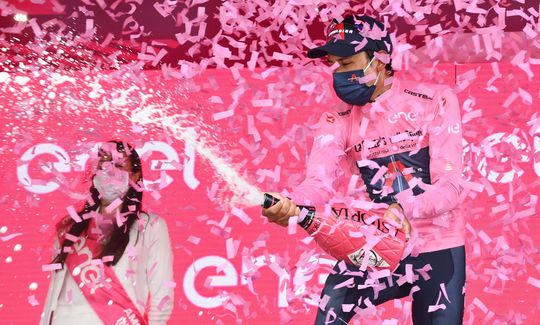 Check hier de eindstanden in alle klassementen van de Giro d'Italia