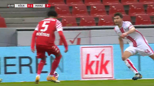 🎥 | Wat een heerlijke goal van Jean-Paul Boëtius