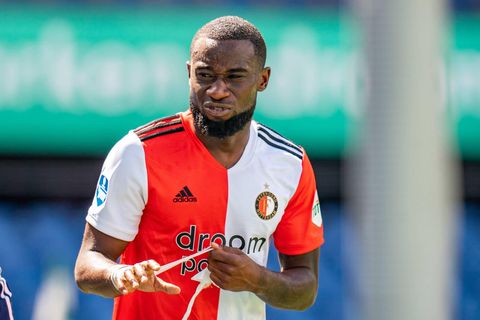 'Lutsharel Geertruida stelt geen onredelijk hoge eisen en wil bij Feyenoord blijven'