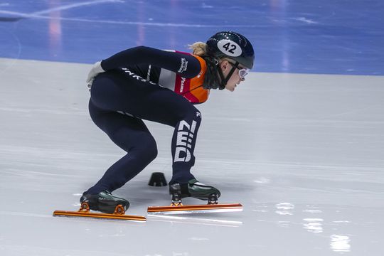 Succes voor shorttrackvrouwen op 500 meter: Goud Xandra Velzeboer, zilver voor Selma Poutsma