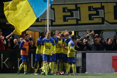 Knap herstel Cambuur na pak slaag tegen Ajax: 3e thuiszege op rij in Eredivisie