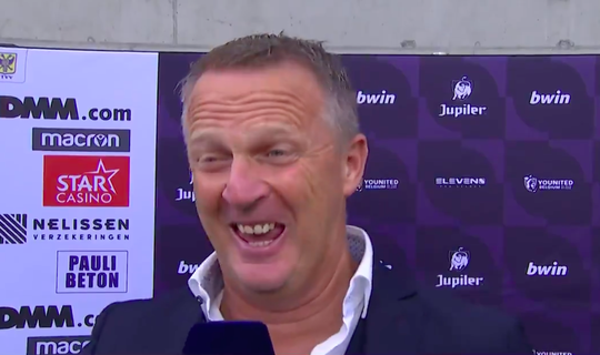 😂 | Genk-coach John van den Brom verspreekt zich bij interview: 'Moeten klaarkomen'