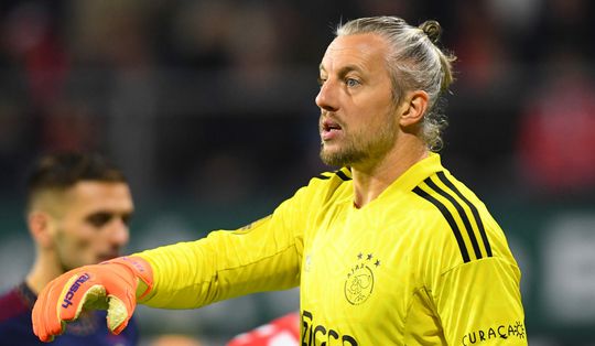 Johan Derksen kan niet leven met nr. 1 voor Remko Pasveer: 'Bejaarde dikke zoutzak'