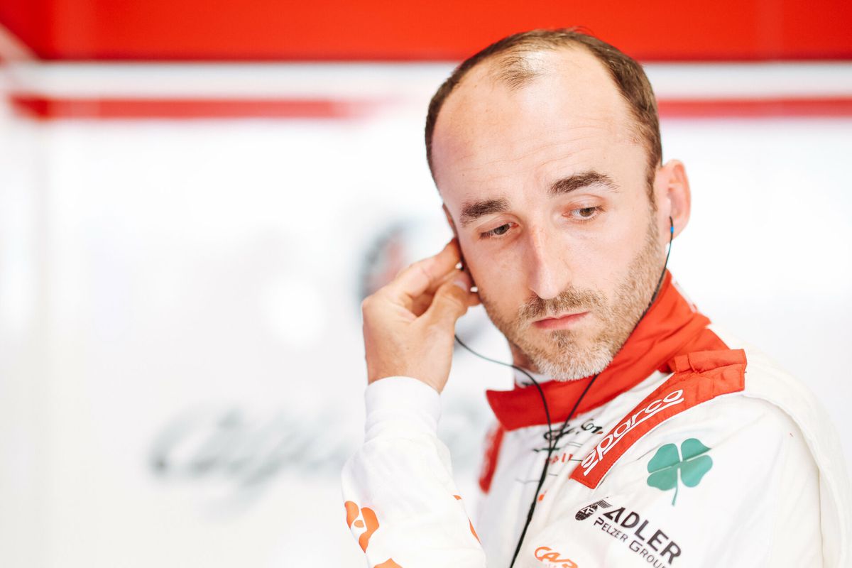Robert Kubica begreep eerst niks van vele Alfa-telefoontjes: 'Dacht dat ik corona had'