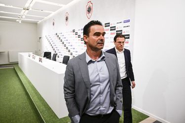 Boze sponsors verscheuren contract met Antwerp na aanstelling Overmars