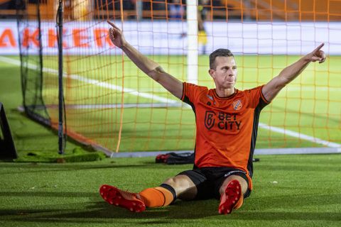 FC Volendam draagt laatste plek in Eredivisie over aan FC Utrecht