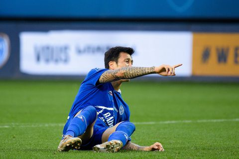 Cultheld Ajax Hyun-Jun Suk mikpunt van racisme bij Marseille: 'Samurai Sushi'