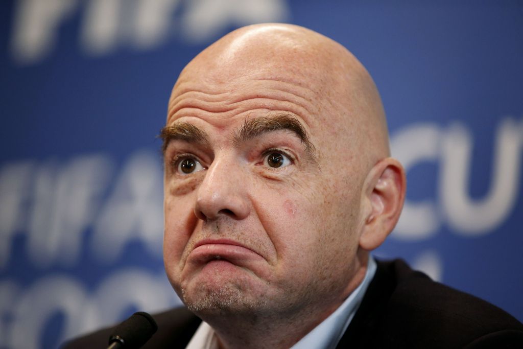 'FIFA wil salarissen met 50 procent verhogen'