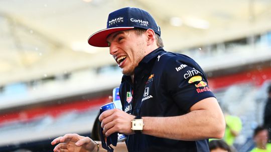 Buitenlandse media prijzen Max Verstappen: 'Koelbloedig en koppig'