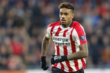 Locadia eerlijk: 'Had seizoen misschien beter bij PSV af kunnen maken'