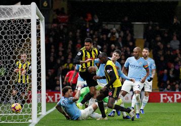 Manchester City komt met de schrik vrij na hectische slotfase bij Watford