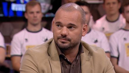 🎥​ | Sneijder over voorbereiding finale WK 2010: 'Iedereen was gewoon lijkwit'