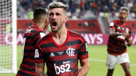 Flamengo buigt achterstand na rust om en gaat naar finale WK voor clubs