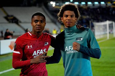 Stengs zet vraagtekens: 'Rode kaart was terecht, maar die penalty...'