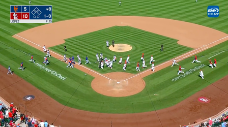 🎥 | Fittie in MLB: honkballers vliegen uit dugouts voor massaal opstootje
