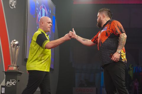 Michael Smith na zijn 1e WK-titel ooit: 'Toen ik de Grand Slam won, wist ik dat ik een WK kon winnen'