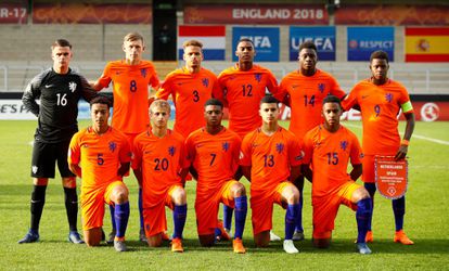 Oranje Onder 17 nu al zeker van kwartfinale EK na zege op Spanje