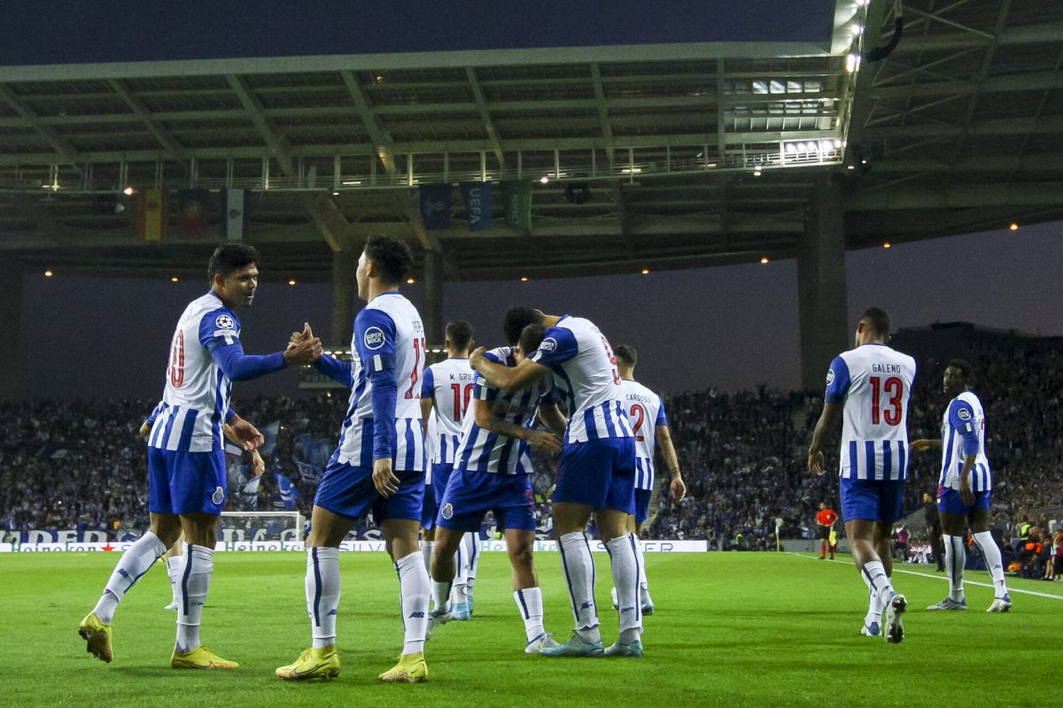 Groepswinnaar Porto stuurt Atlético keihard terug naar huis, Leverkusen naar Europa League