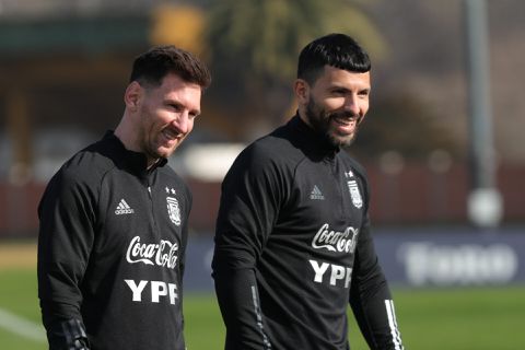 Lionel Messi sliep alleen in Qatar, maar deelt zijn kamer nu met deze landgenoot