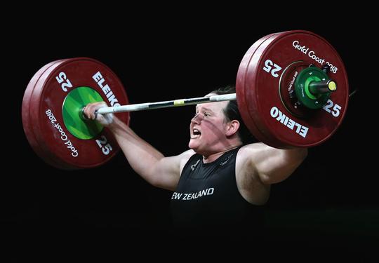 Gewichtheffer kan 1e transgender OOIT worden op Olympische Spelen