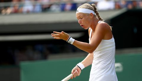 Weer een flinke dreun voor Kiki Bertens: Nederlandse alweer klaar op Wimbledon