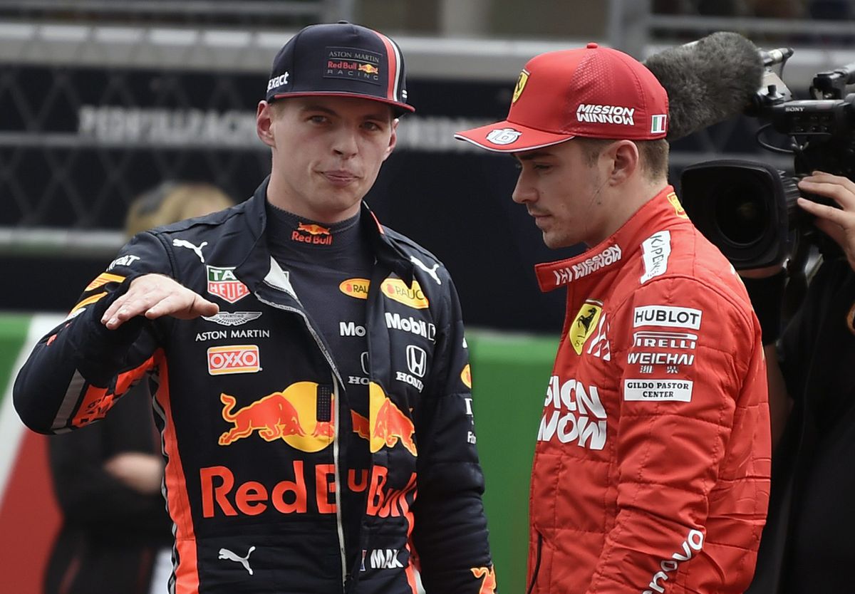 Leclerc slaat terug na uitspraken Verstappen: 'Wat Max zegt is een grap'