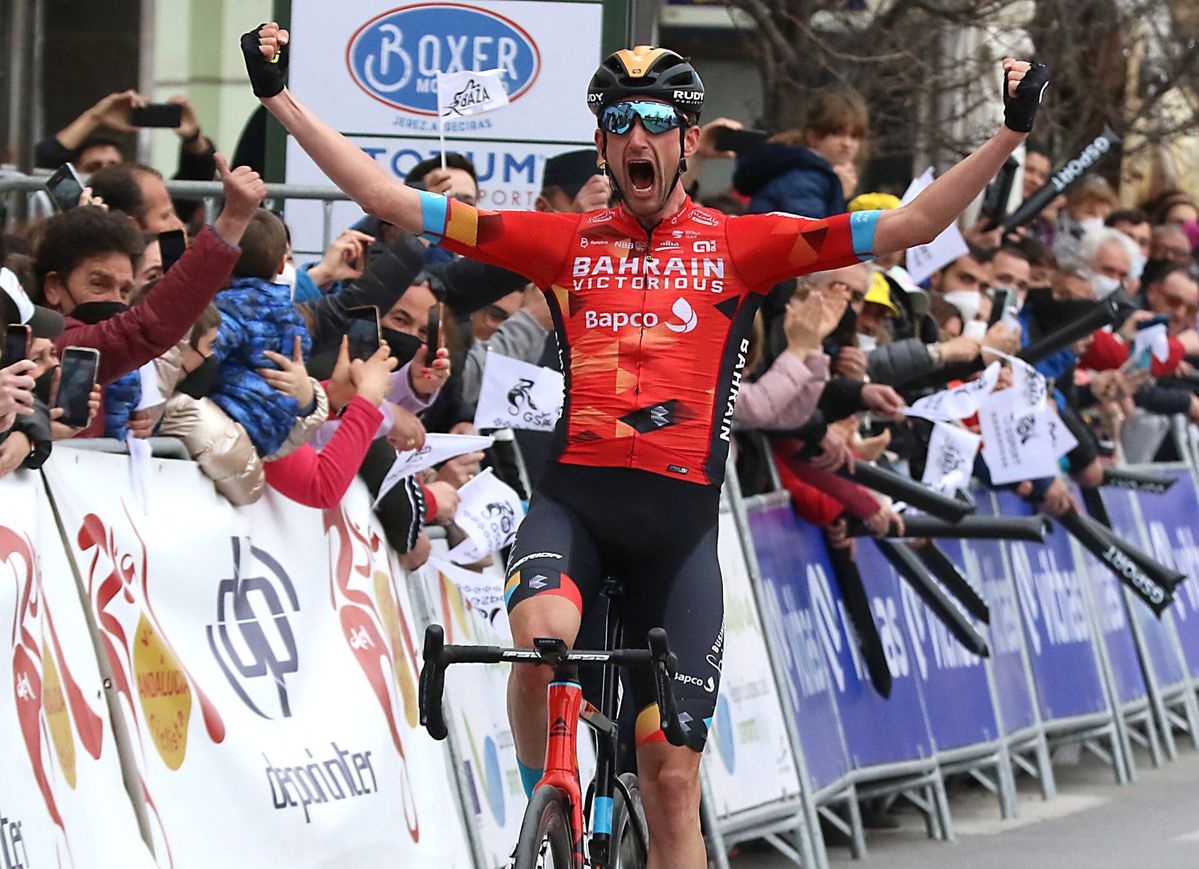 Wout Poels schrijft Spaanse wielerkoers Ruta del Sol op zijn naam