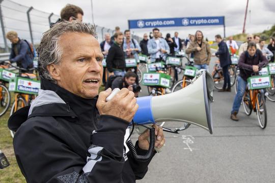 🎥​ | Jan Lammers over misdragingen Verstappen-fans: 'Ik schaam me als Nederlander'
